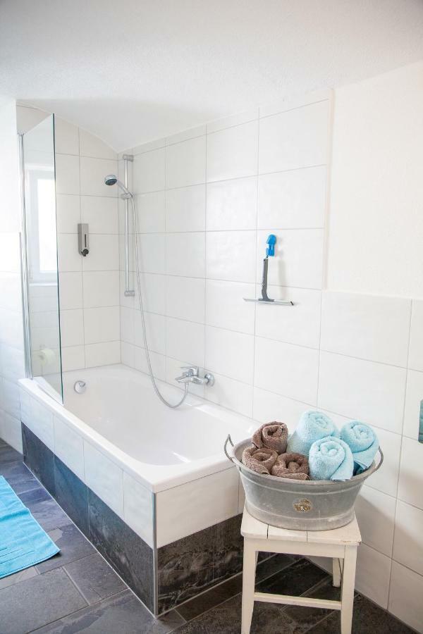 Ferienwohnung Bei Cooldog Imst Exterior foto