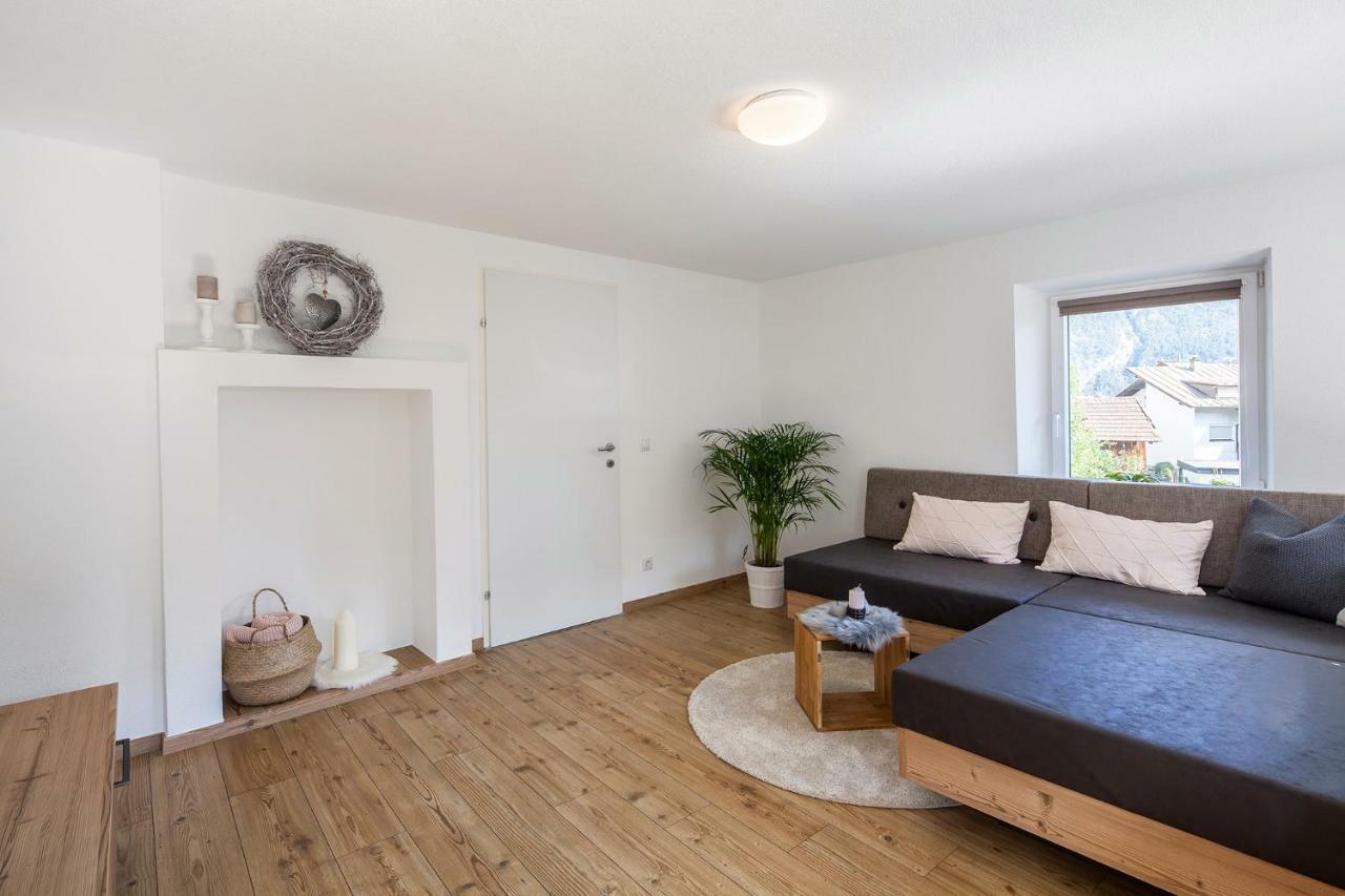 Ferienwohnung Bei Cooldog Imst Exterior foto